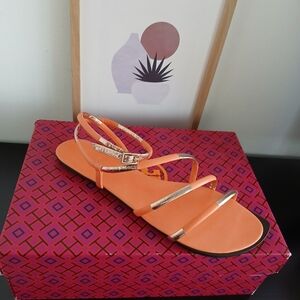Tory burch sandals